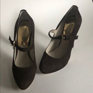 Michael Kors pump